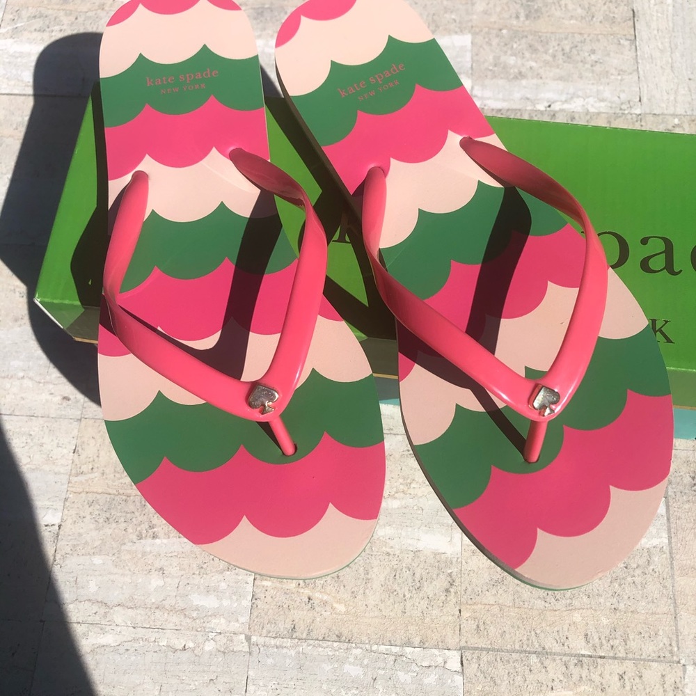 Kate Spare  Flip Kate spade ♠️ . Condition is New